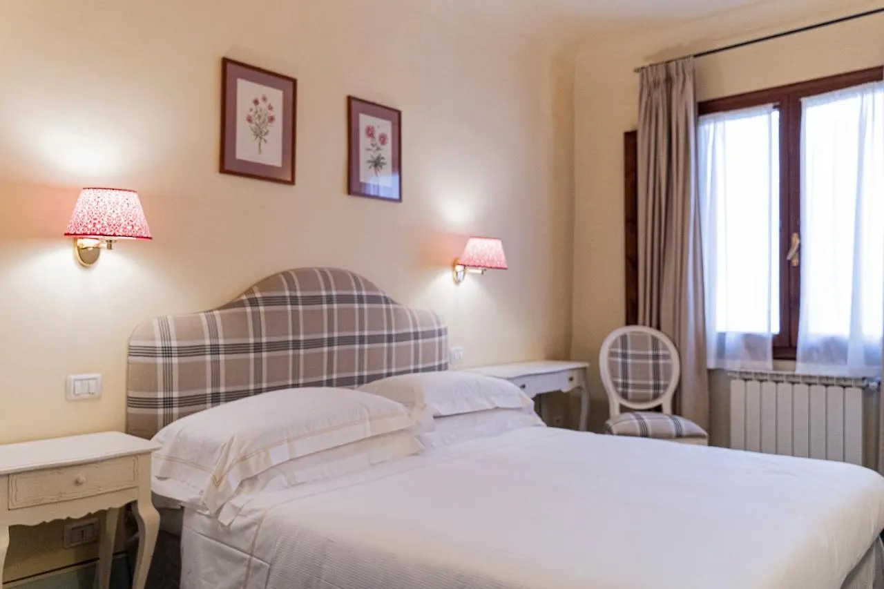 ** Pensión Casa Uffizi XIII Century Tower House Boutique Hotel Florencia Italia